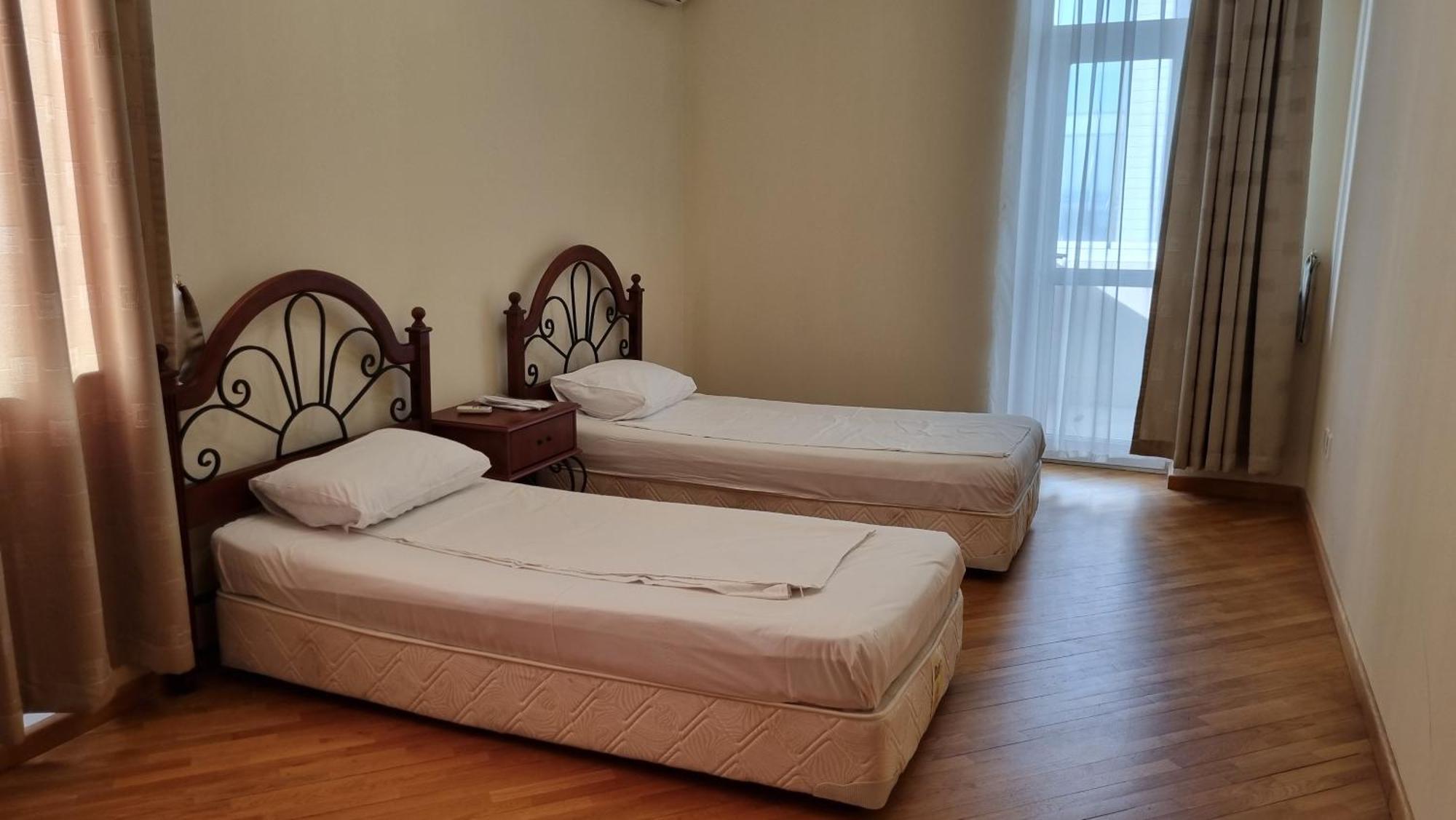 Baku Sea View Hotel Bagian luar foto